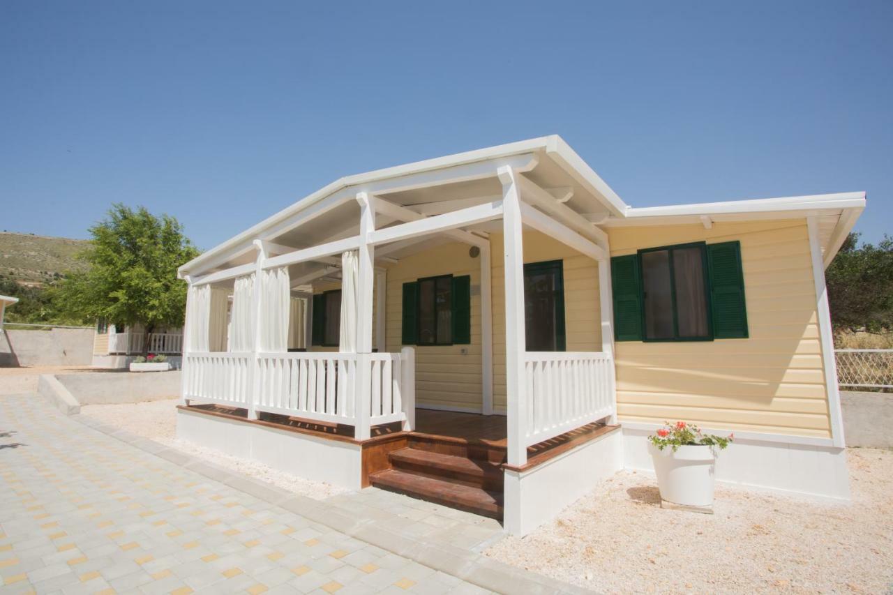 Sunce Mobile Homes & Apartments Grebaštica Buitenkant foto